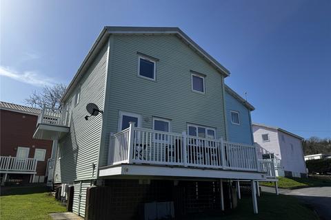 3 bed property, in 10 Freshwater Bay Holiday Village, £300,000