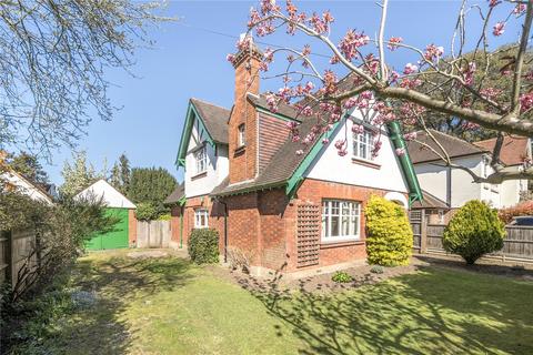 3 bed property, in Lime Tree Avenue, £1,200,000