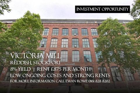 1 bed property, in Houldsworth Street, £130,000