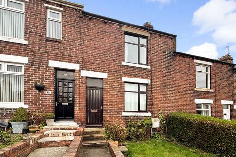 2 bed property, in Beech Grove Terrace South, £120,000