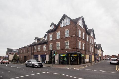 2 bed property, in Woodford Street, £73,000