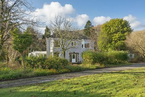 6 bed property, in Lochgoilhead, £445,000
