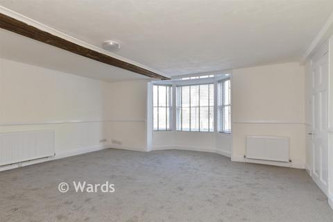 5 bed property, in Frindsbury Road, £375,000