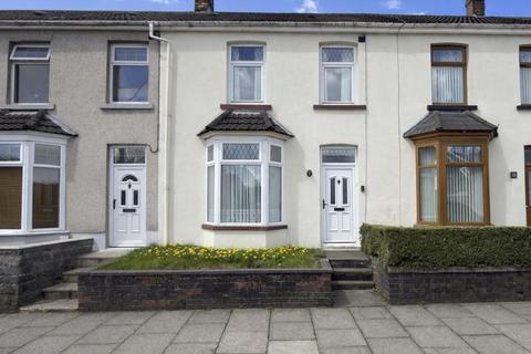 3 bed property, in Cynon Terrace, £109,995