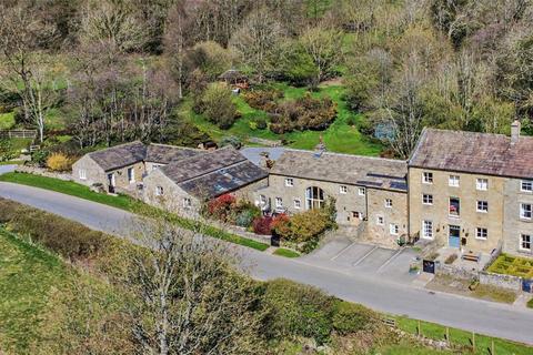 11 bed property, in Healey, £1,500,000