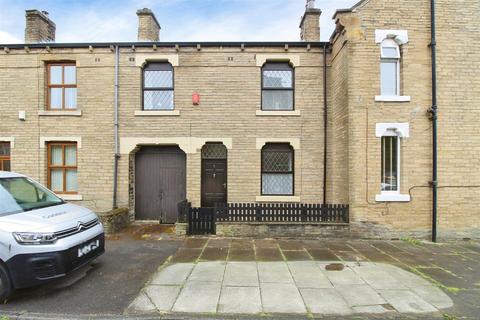 3 bed property, in Park Terrace On Fountain Street, £150,000