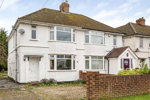 3 bed property, in Beechey Avenue, £550,000