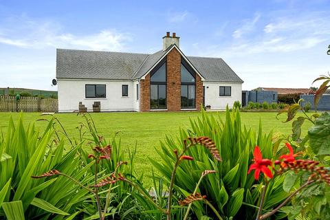 3 bed property, in Bowmore, £550,000