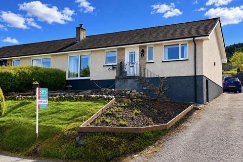 3 bed property, in Kilduskland Drive, £195,000