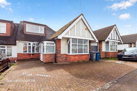 4 bed property, in Milton Avenue, £895,000