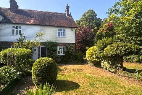 3 bed property, in Springett Cottages, £450,000