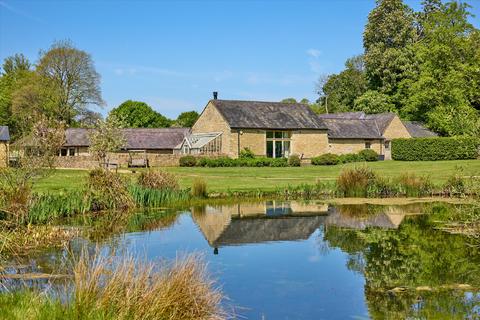 5 bed property, in Fritwell, £3,250,000
