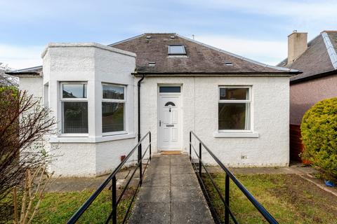 4 bed property, in Featherhall Avenue, £550,000