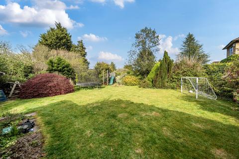 4 bed property, in Whybourne Crest, £1,100,000