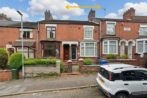 2 bed property, in 70 Baskerville Road, £29,000