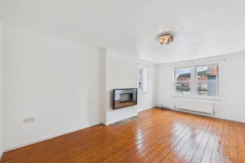 1 bed property, in 83 Haggersgate, £119,999