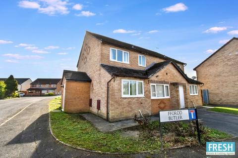 4 bed property, in Ffordd Butler, £235,000