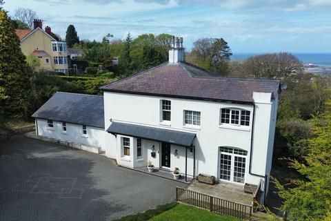 5 bed property, in Pen Y Bryn Road, £660,000
