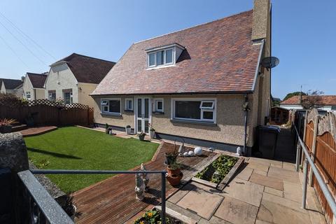 2 bed property, in Vincent Avenue, £289,950