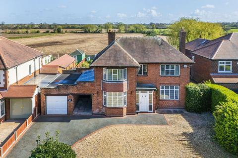 3 bed property, in Standon House, £650,000