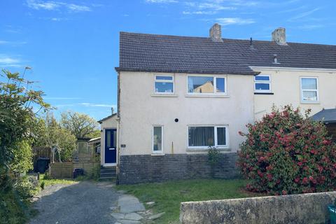 3 bed property, in Hurdon Way, £195,000
