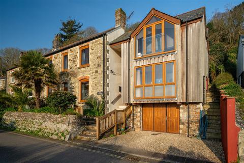 4 bed property, in Malpas, £1,250,000