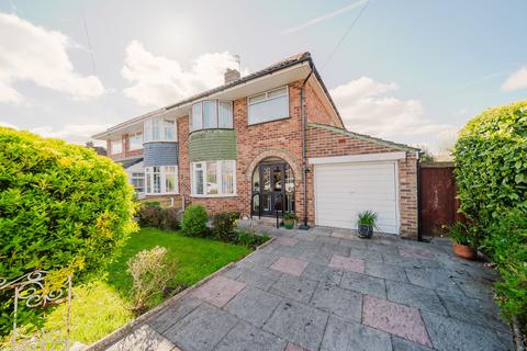 3 bed property, in Haweswater Grove, £230,000