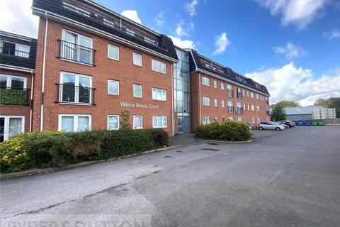 2 bed property, in Grimshaw Lane, £120,000