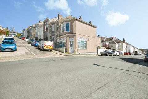 1 bed property, in Ivydale Road, £135,000
