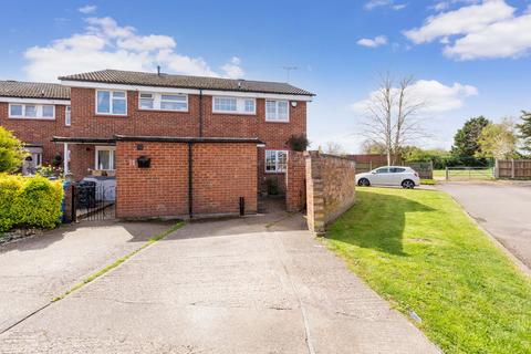 3 bed property, in Lindores Road, £530,000