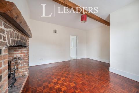 1 bed property, in Bradbourne Road, £350,000