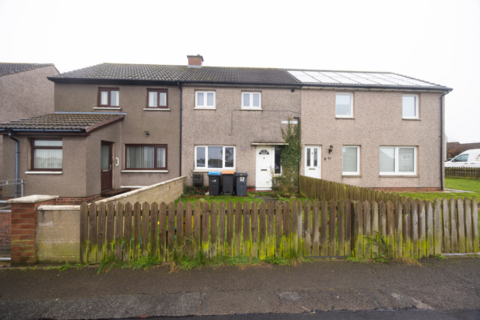 2 bed property, in Standalane, £81,000