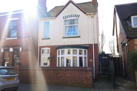 2 bed property, in Harrison Street, £145,000