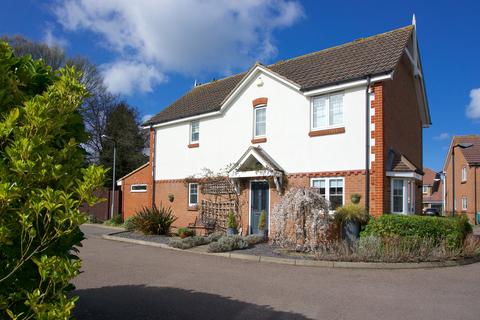 4 bed property, in Coopers Gate, £900,000