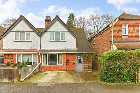 3 bed property, in School Road, £460,000