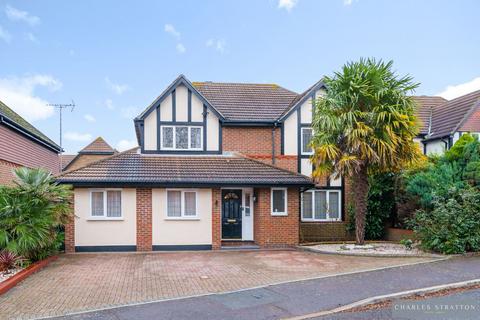5 bed property, in Brandon Close, £650,000