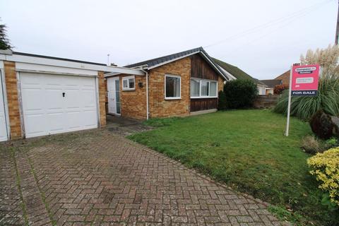 3 bed property, in Cricket Lane, £495,000