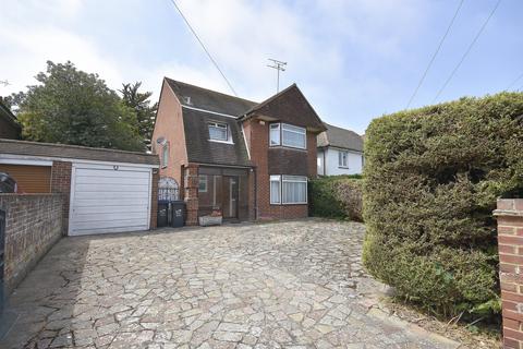 3 bed property, in Devonshire Gardens, £475,000