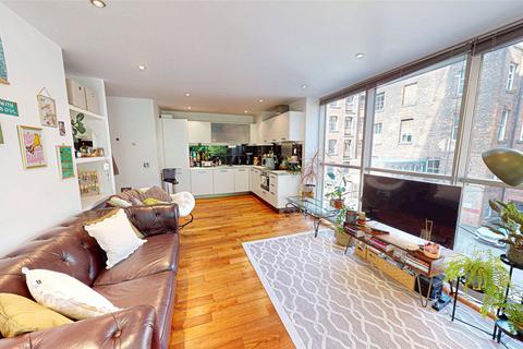 1 bed property, in The Edge, £190,000