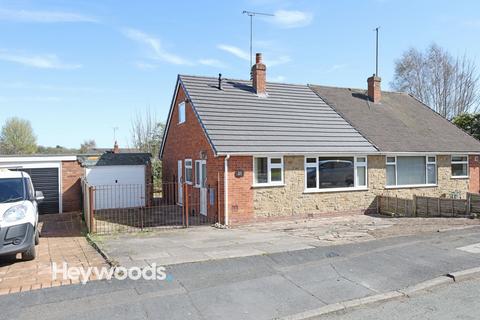 2 bed property, in Pear Tree Drive, £175,000