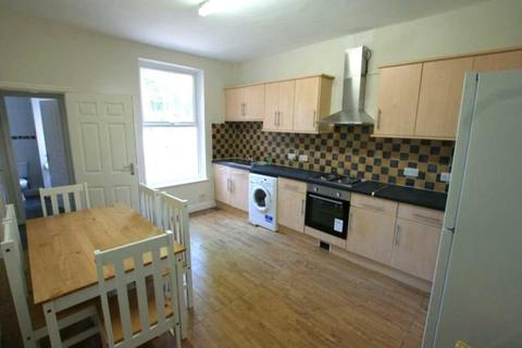 4 bed property, in Nottingham, £435,000
