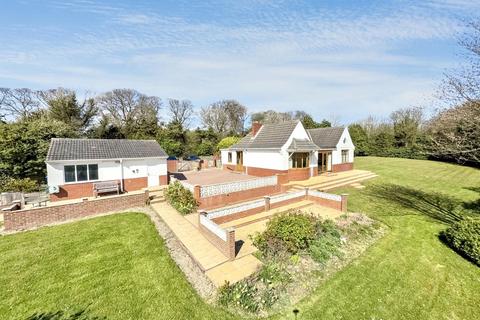 3 bed property, in Hesleden Road, £375,000