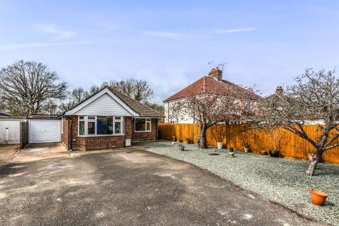 4 bed property, in College Lane, £800,000
