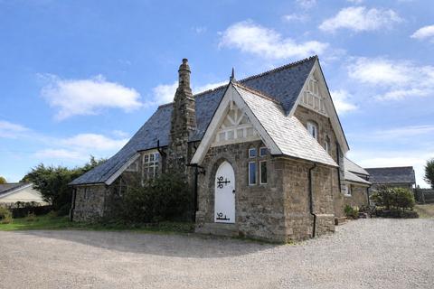 4 bed property, in Bolventor, £650,000