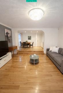 3 bed property, in Sheridan Walk, £950,000