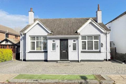 3 bed property, in Leigh on Sea SS9, £575,000
