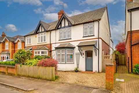 4 bed property, in Oakley Road, £715,000