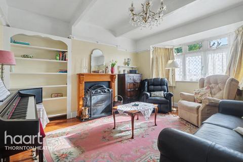 6 bed property, in Georgia Road, £700,000