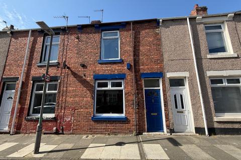 3 bed property, in Thirlmere Street, £45,000