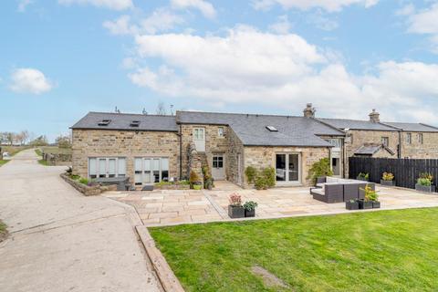 4 bed property, in Cote Hill Road, £1,075,000